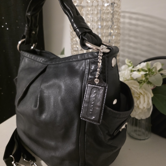 Coach Black Leather Shoulder Bag - Picture 5 of 7